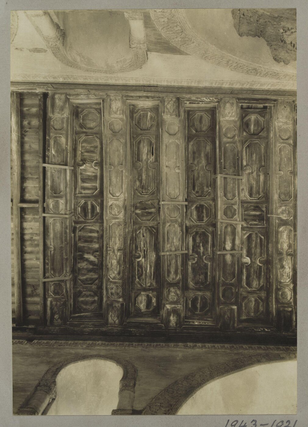 K.A.C. Creswell, Original sanctuary roof in the mosque of Ahmad ibn Tulun, Cairo