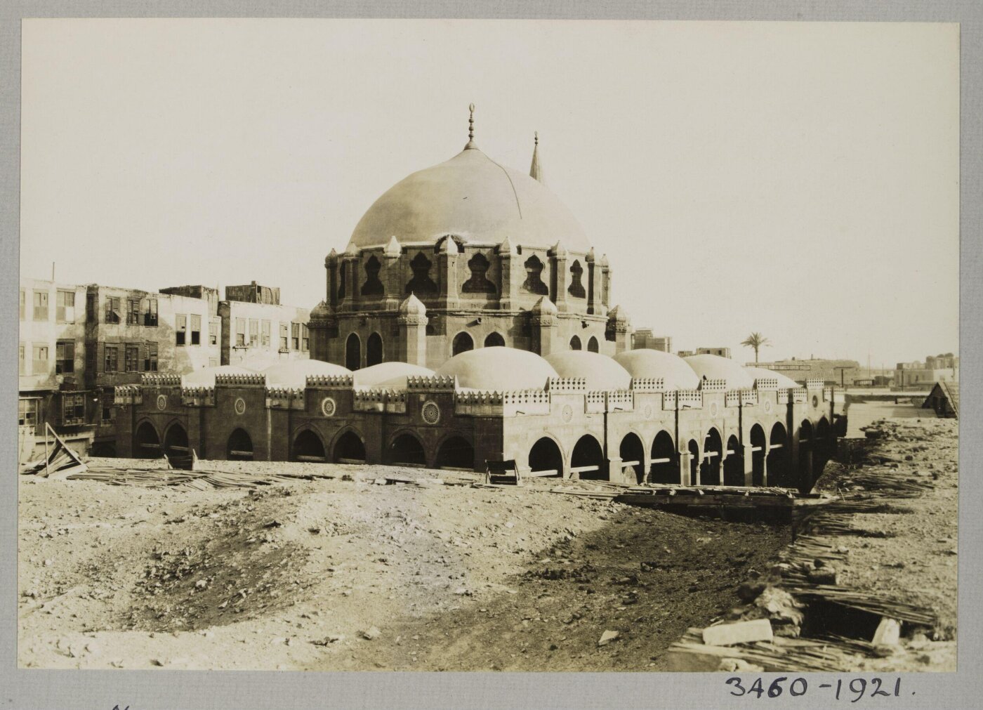 K.A.C. Creswell, The mosque of Sinan Pasha seen from the west, Cairo