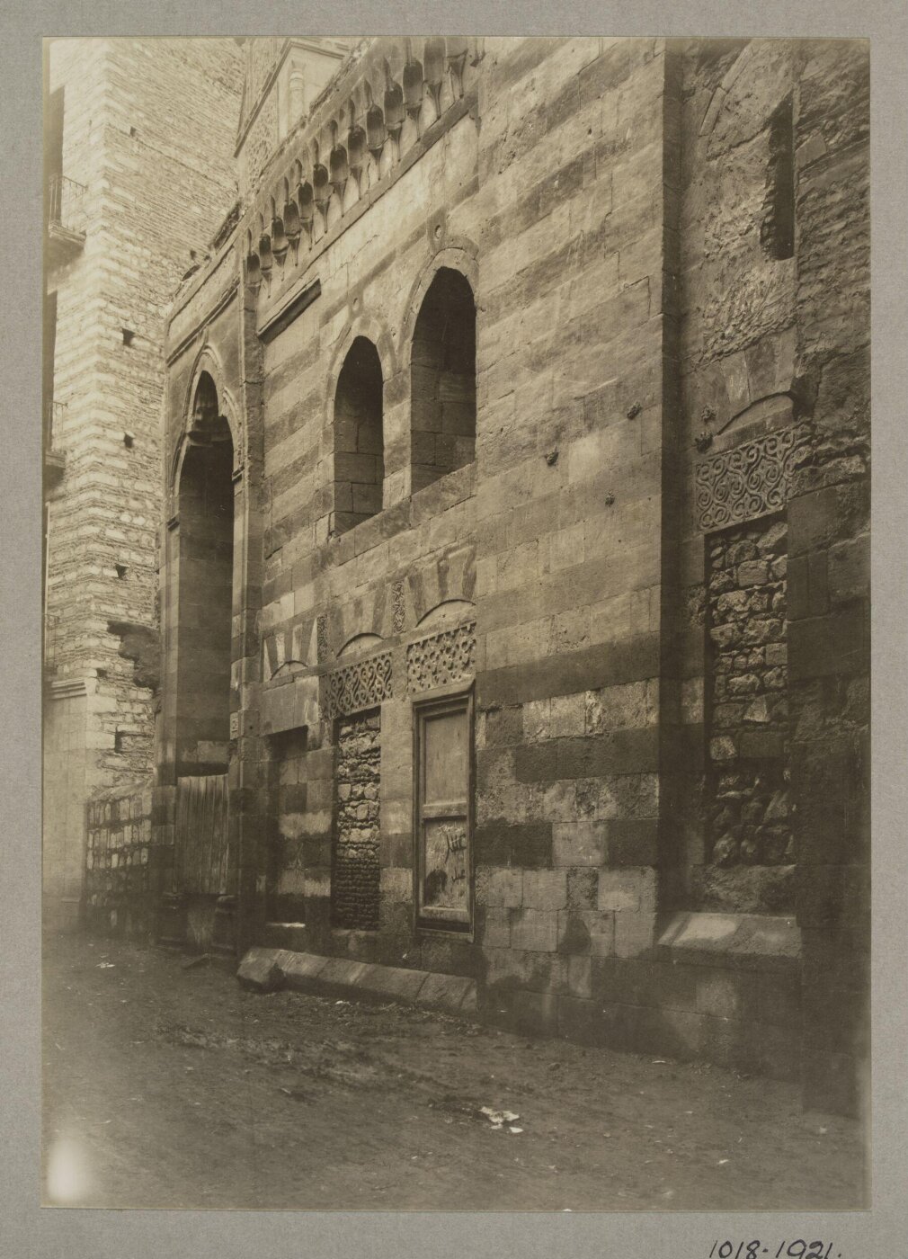K.A.C. Creswell, Façade of the mosque of Mamluk Amir Mughulbay Taz, Cairo