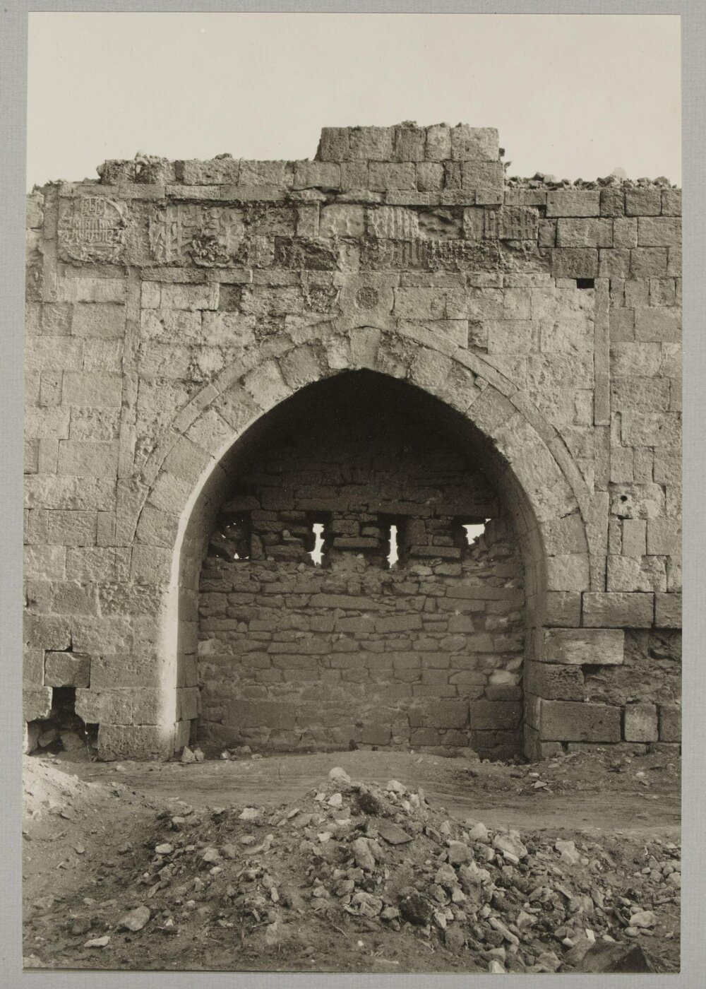 K.A.C. Creswell, Archway of Mamluk Sultan al-Ashraf Qaytbay in the aqueduct of Mamluk Sultan al-Nasir Muhammad, Cairo