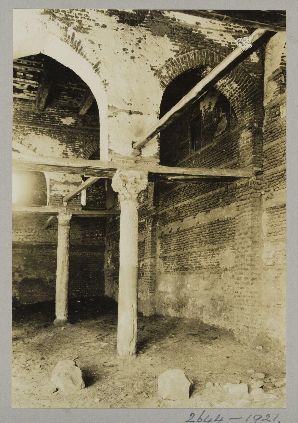 K.A.C. Creswell, Arcades at the south angle of the mosque of al-‘Umari, Damietta