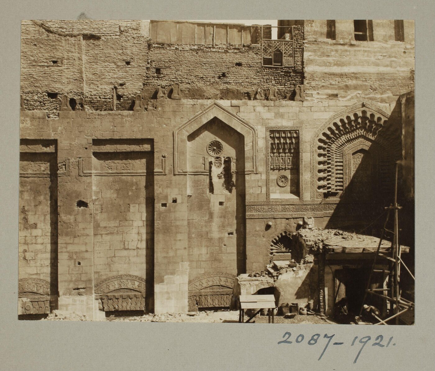K.A.C. Creswell, Main façade of the madrasa of Ayyubid Sultan al-Salih Najm al-Din Ayyub, Cairo