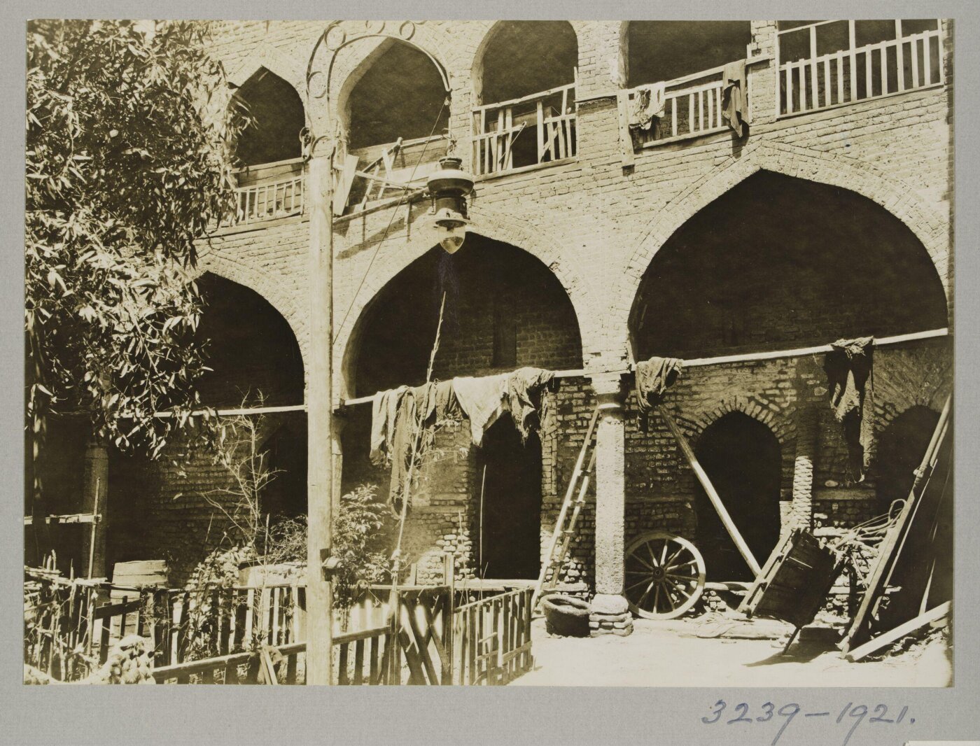 K.A.C. Creswell, Unindentified Khan, Mahalla al-Kubra, Egypt