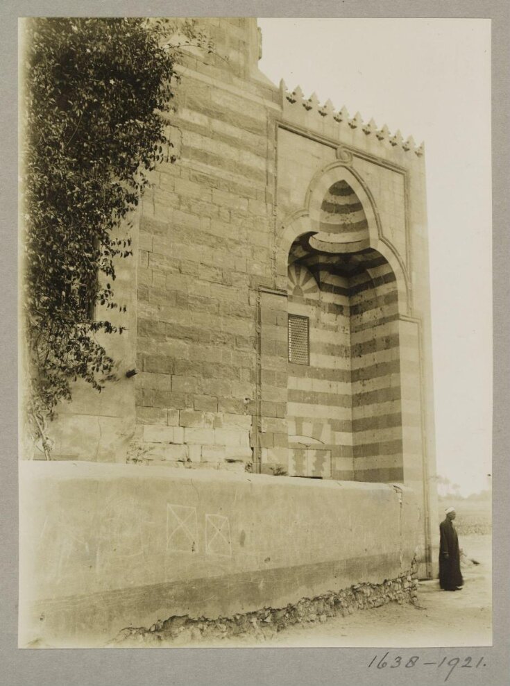 Entrance of the mosque of Mamluk Sultan al-Ashraf Qaytbay on Rawda island, Cairo top image