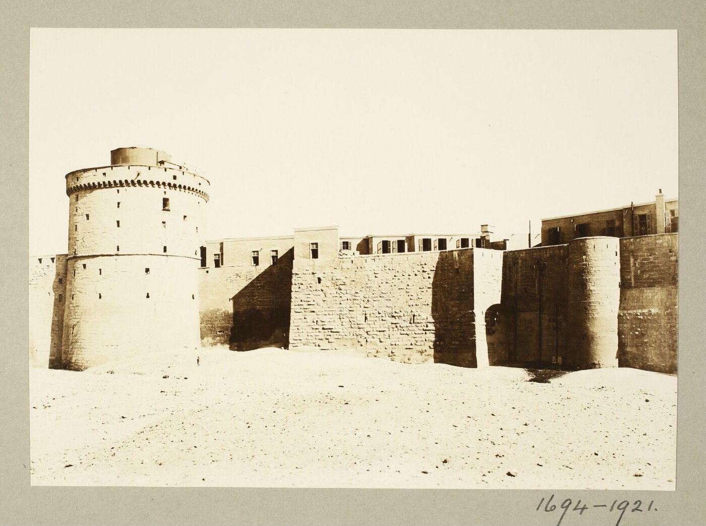 K.A.C. Creswell, South side,showing the towers of Muqattam, Soffa and al-‘Ilwa, at the northern enclosure of the Citadel of Salah el-Din, Cairo