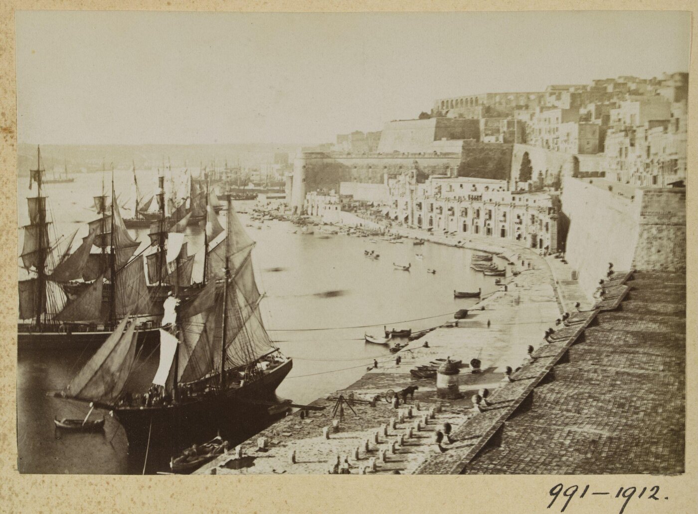 Unknown, Photograph
