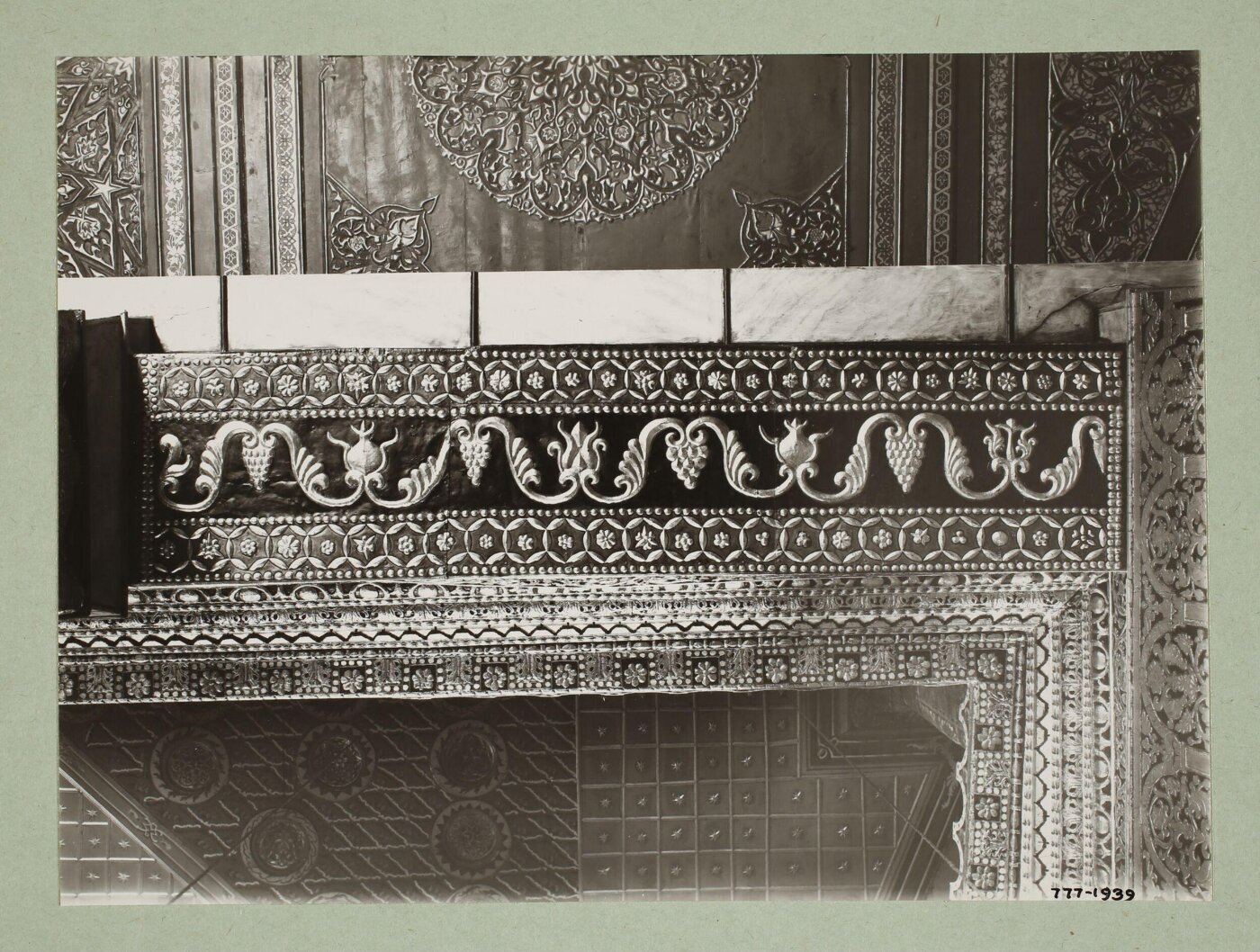 K.A.C. Creswell, Interior detail of tie beams in the Dome of the Rock, Jerusalem