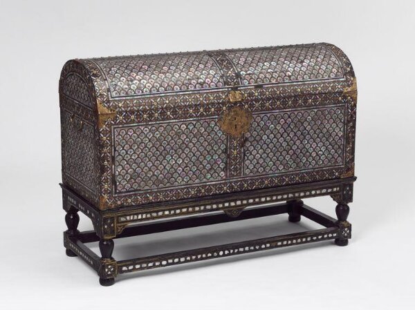 Explore the Collections · V&A