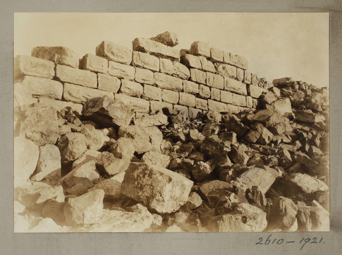 K.A.C. Creswell, Ruins of Fortifications, Mount Gerizim