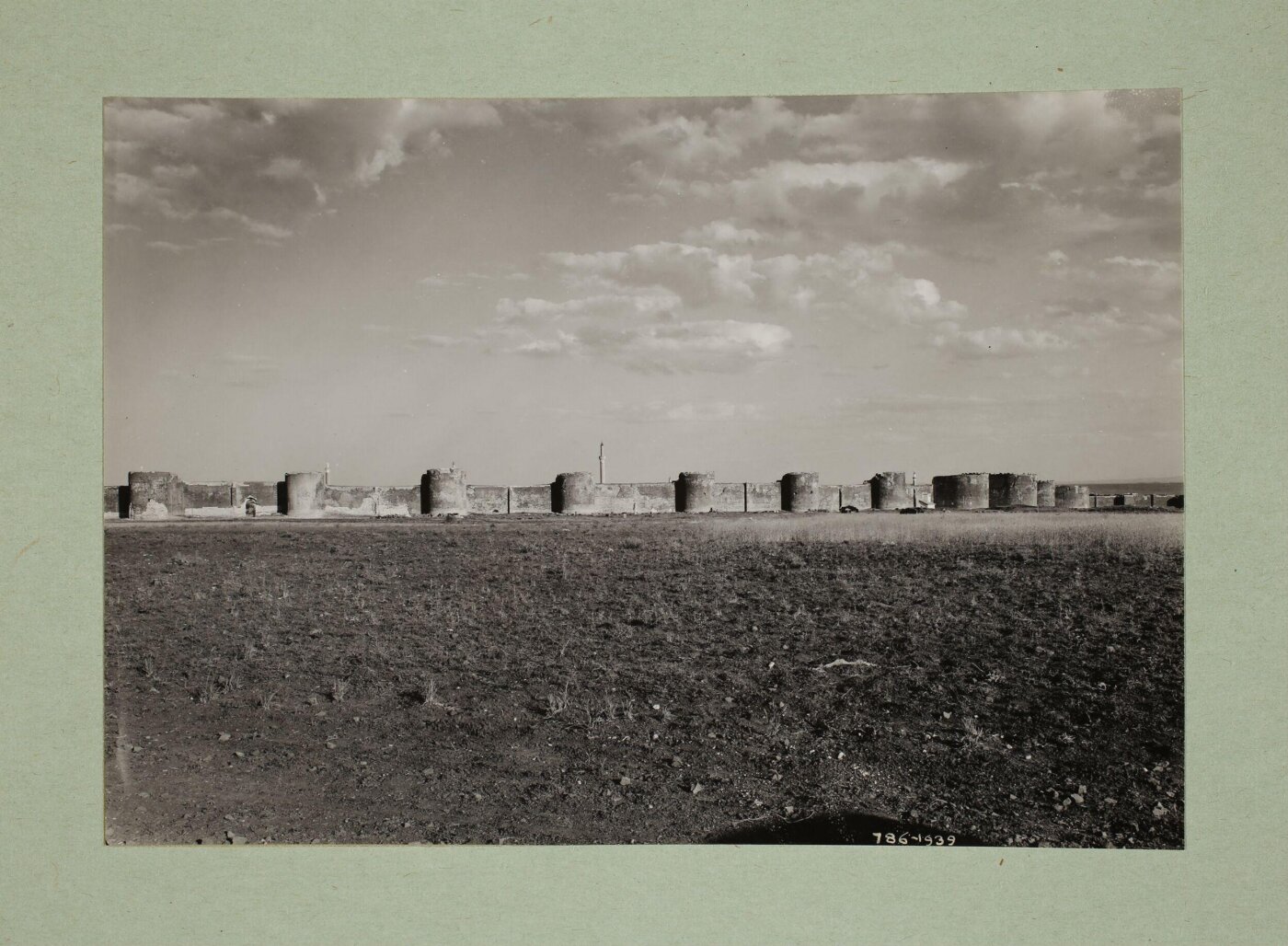 K.A.C. Creswell, City Walls, Diyarbakir