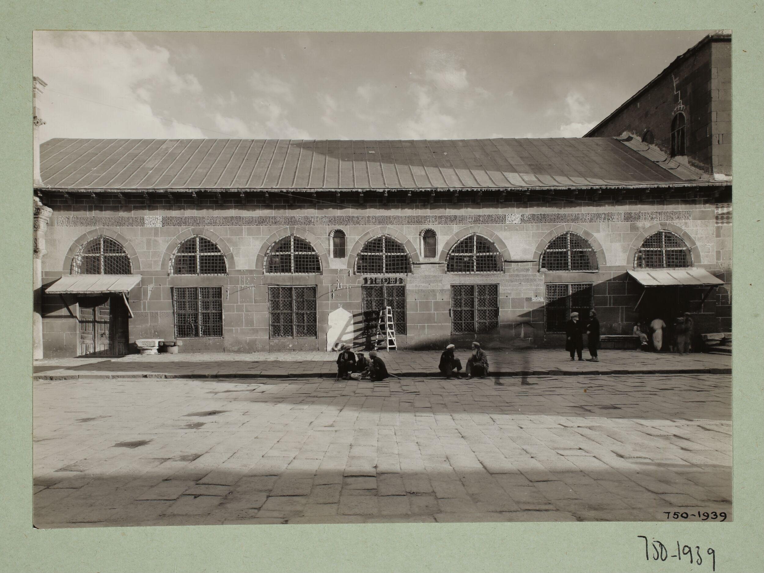 Courtyard of the Great Mosque, Diyarbakir