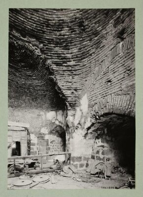 Vaulting in Harput Gate, Diyarbakir