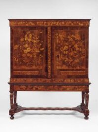 The Van Mekeren Cabinet