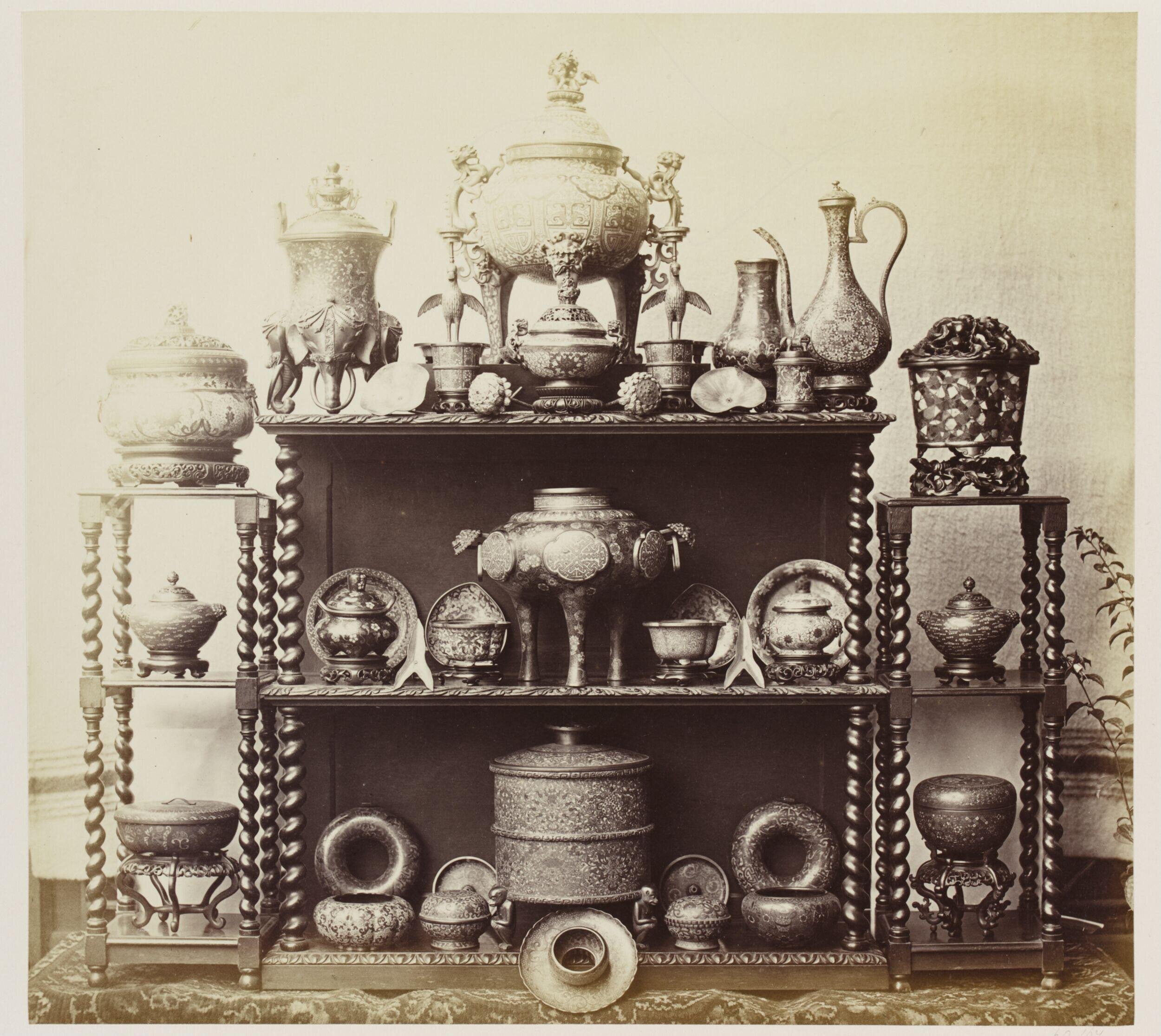 Works of art in pottery, glass, and metal in the collection of John Henderson, Plate XVIII, Chinese and Japanese enamels
