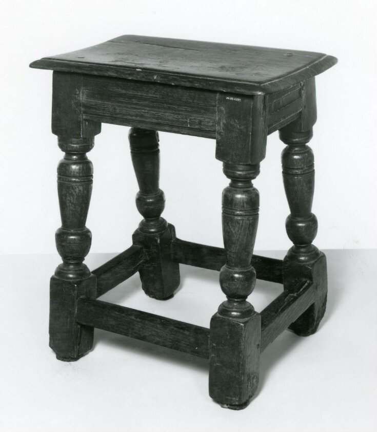 Stool top image