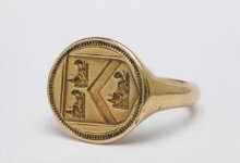 Signet Ring thumbnail 1