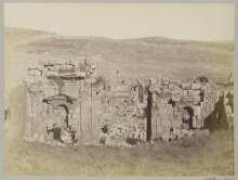 Jordan, Gerasa, Inner side of gateway of the Temple thumbnail 1