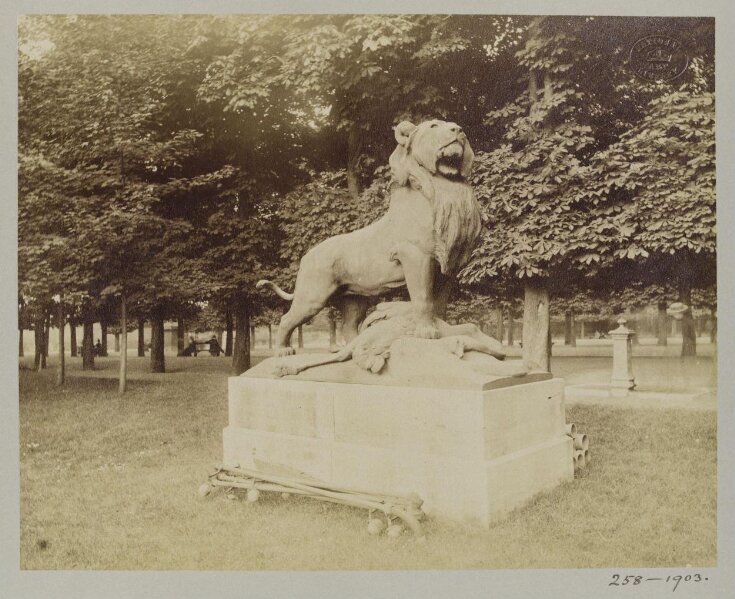 Cain, Auguste (1822-94) figure of lion, Luxembourg Gardens, Paris top image