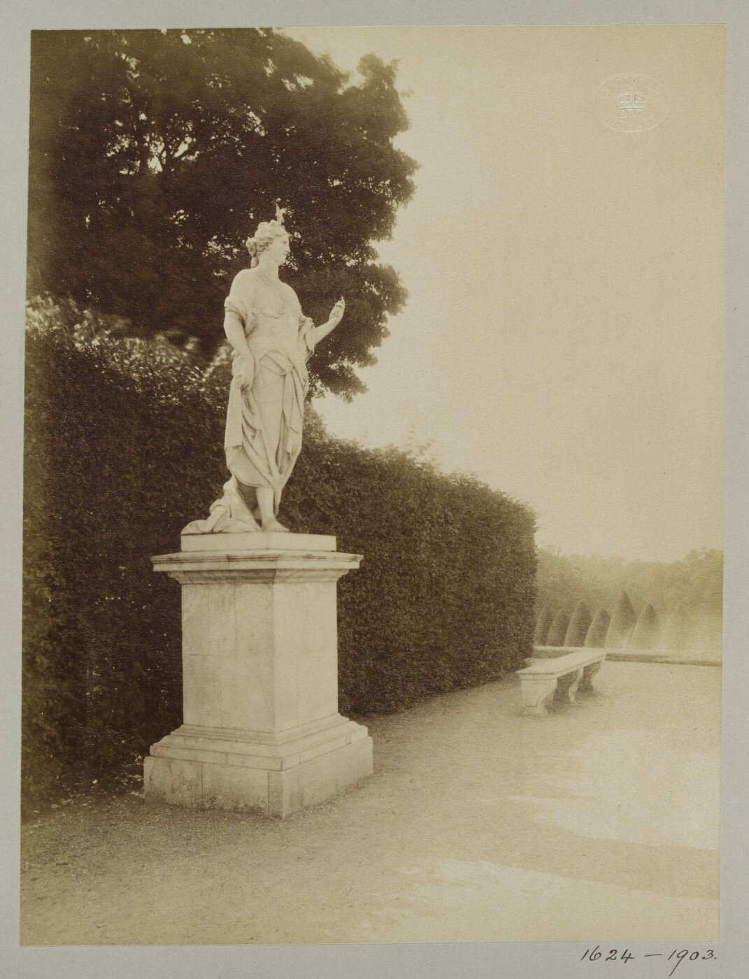 Atget, Jean-Eugène-Auguste, Photograph