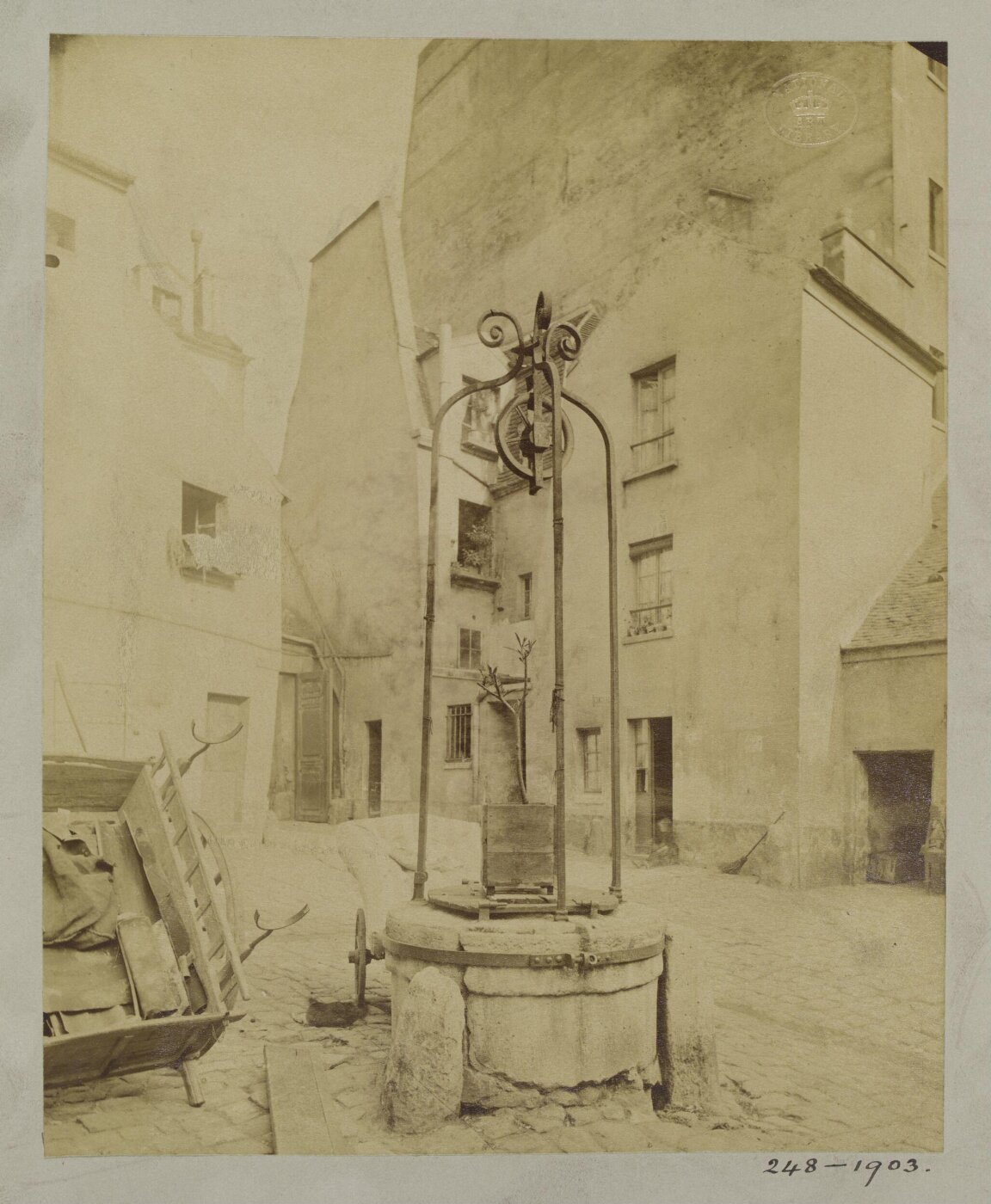 Atget, Jean-Eugène-Auguste, Well head and pulley, Rue St. Jacques