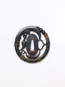 Tsuba thumbnail 1