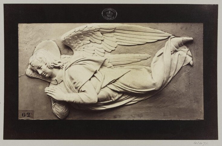 Bas-relief figure of a Flying Angel top image