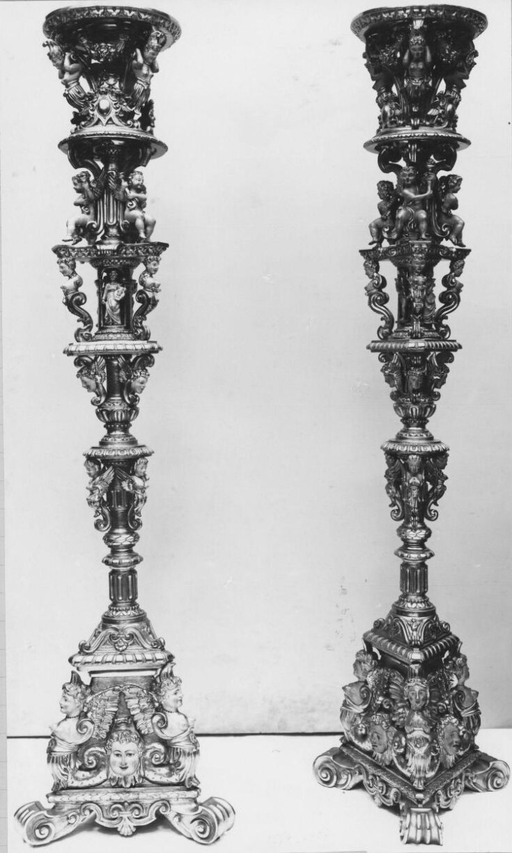 Candelabrum top image