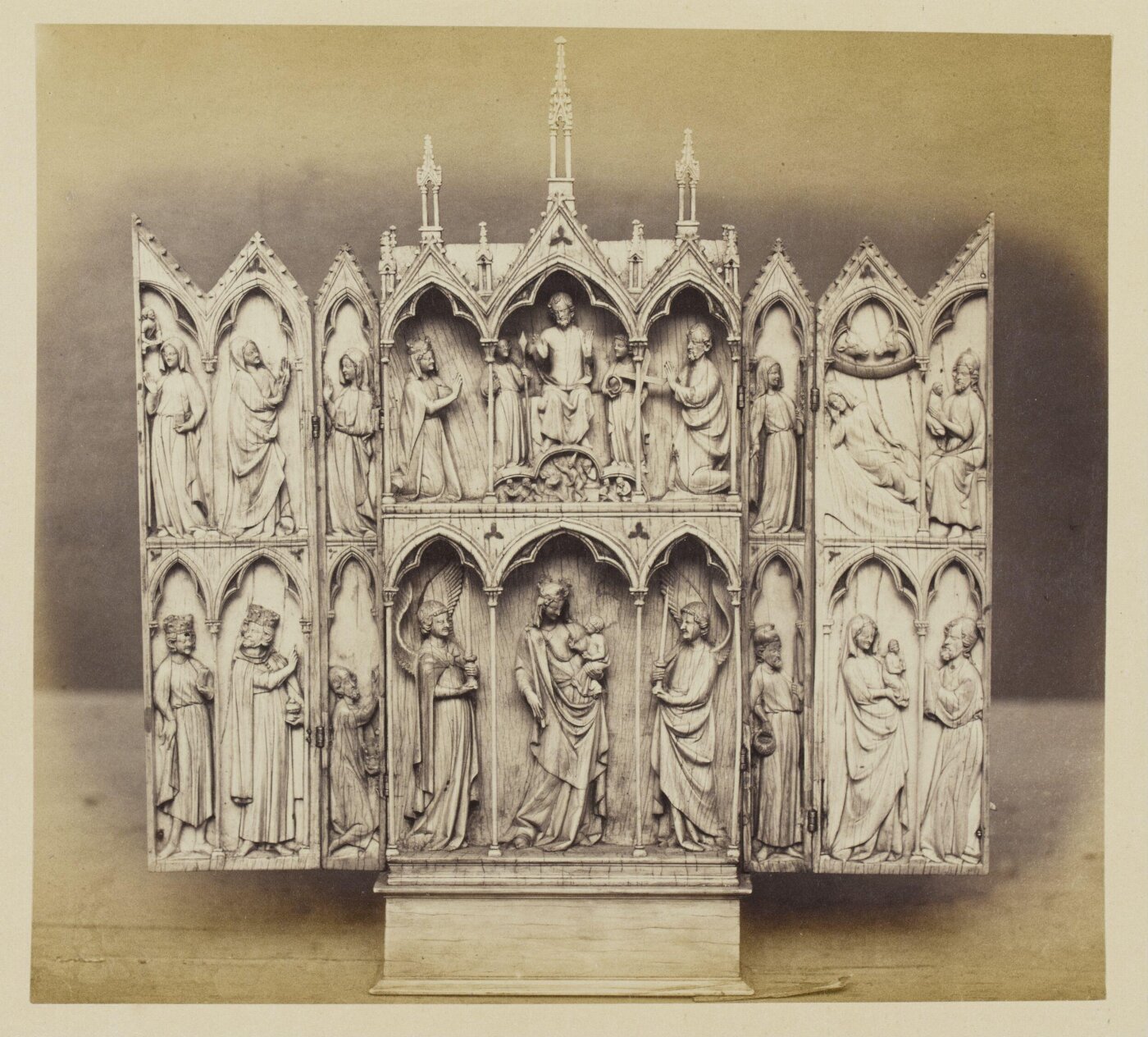 Franck, Photograph