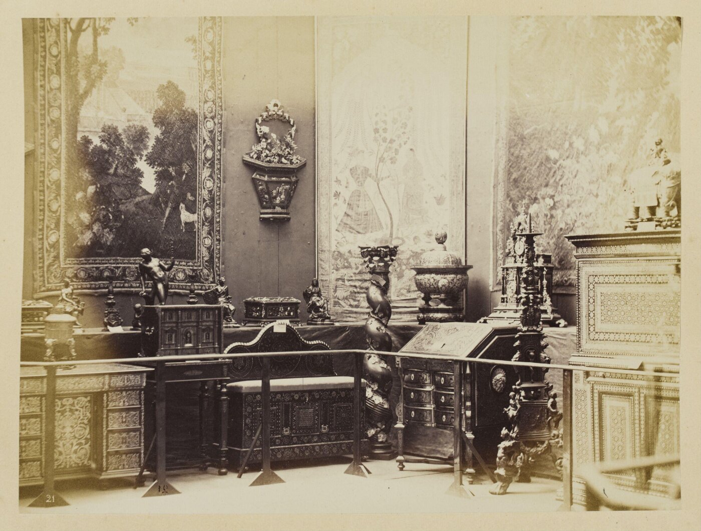 Franck, Photograph