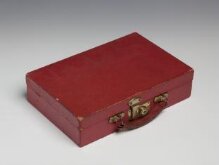 Vivien Leigh's stationery case thumbnail 1