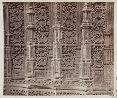 Monastery of Batalha, Portugal, Capilla Imperfeita, detail of eastern Archway (No.2)