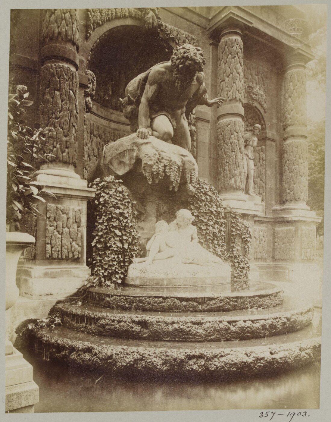 Atget, Jean-Eugène-Auguste, Photograph