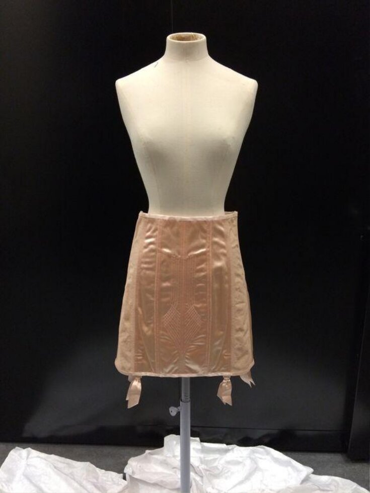 Corset and Case, Cristóbal Balenciaga