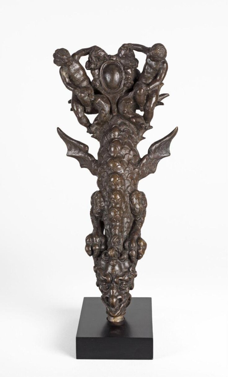 Spout in the form of a Dragon with two Putti top image