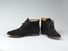 Pair of Boots thumbnail 1