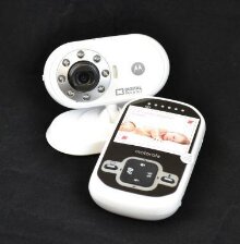 Motorola MBP26 Digital Video Baby Monitor thumbnail 1