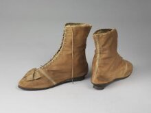 Pair of Boots thumbnail 1