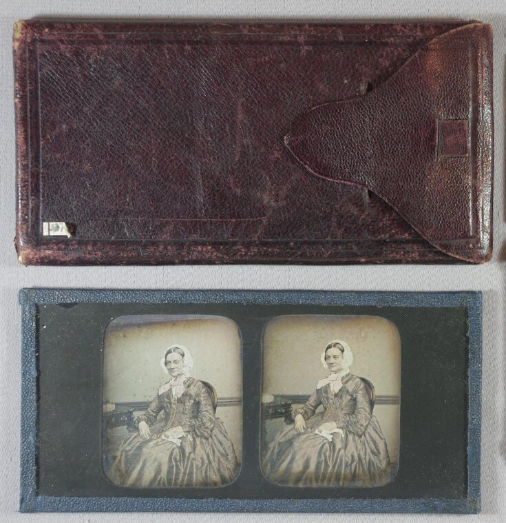 Stereoscopic daguerreotype portrait of a seated woman top image