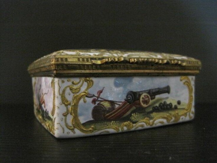 Snuff Box top image