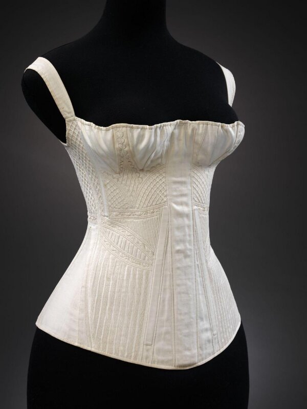 How to Sew a Late Victorian Plus-Size Corded Corset 