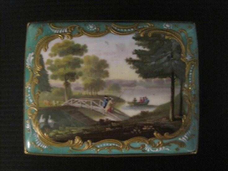 Snuff Box top image