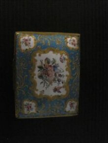 Snuff Box thumbnail 1