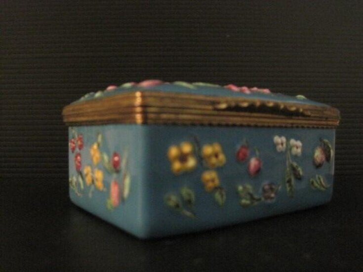 Snuff Box top image