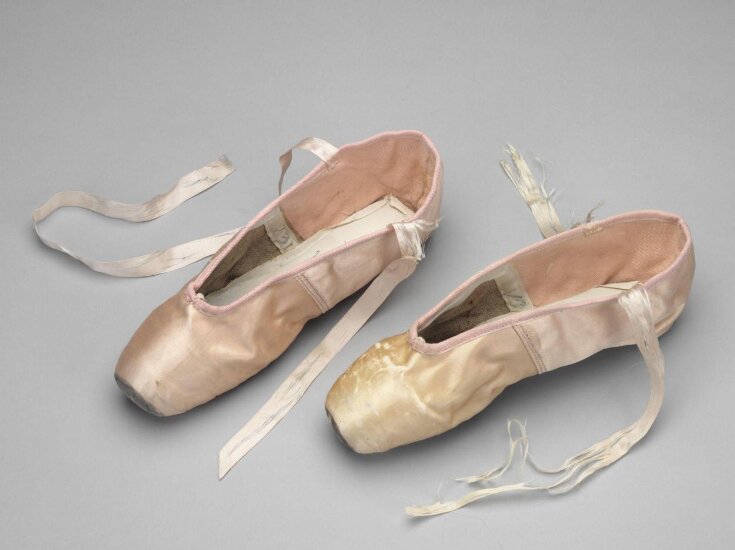 Ballet Shoe top image