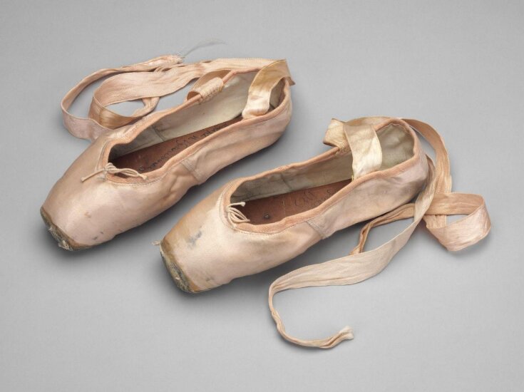 Ballet Shoe top image