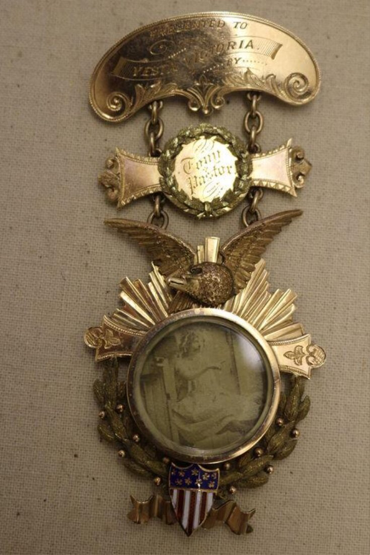 Gold photograph locket presented to Vesta Victoria by Tony Pastor, 1893 top image