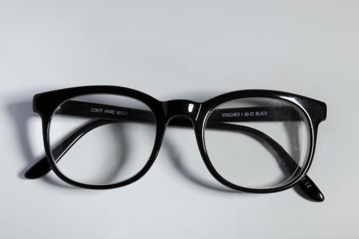 Ronnie Barker's glasses top image