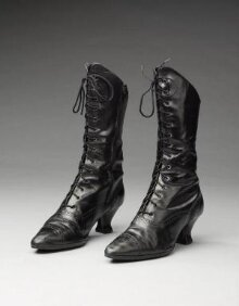 Boots worn by Idina Menzel as Elphaba in Wicked thumbnail 1