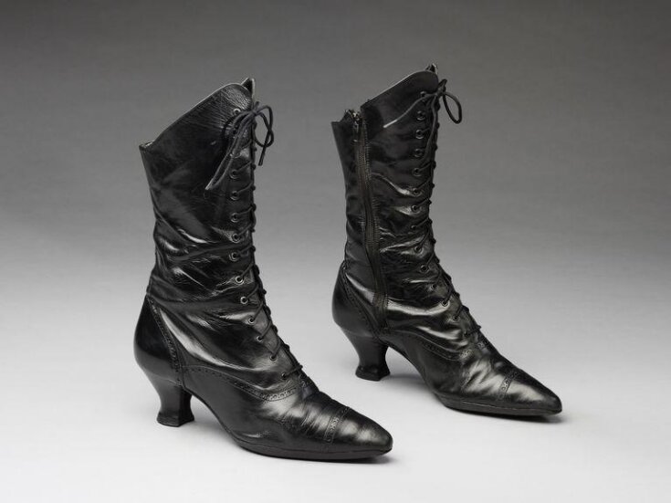 Boots worn by Idina Menzel as Elphaba in Wicked top image