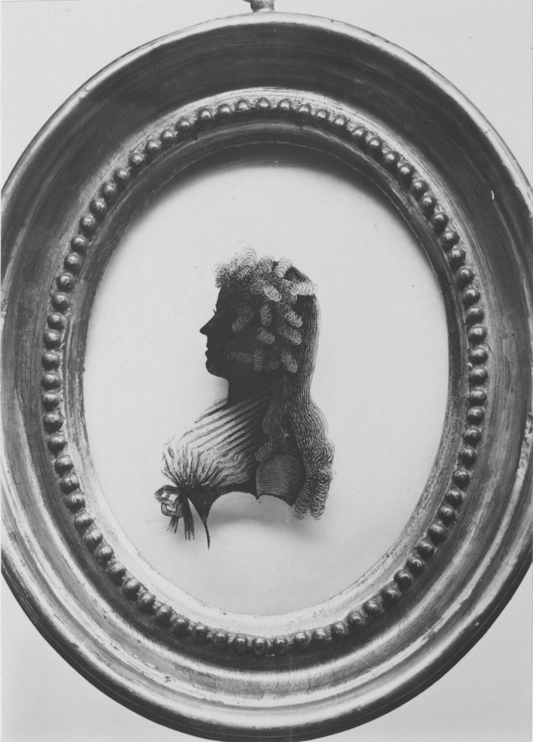 Silhouette portrait of Mrs Helmore, Isabella Beetham, ca. 1785-1809